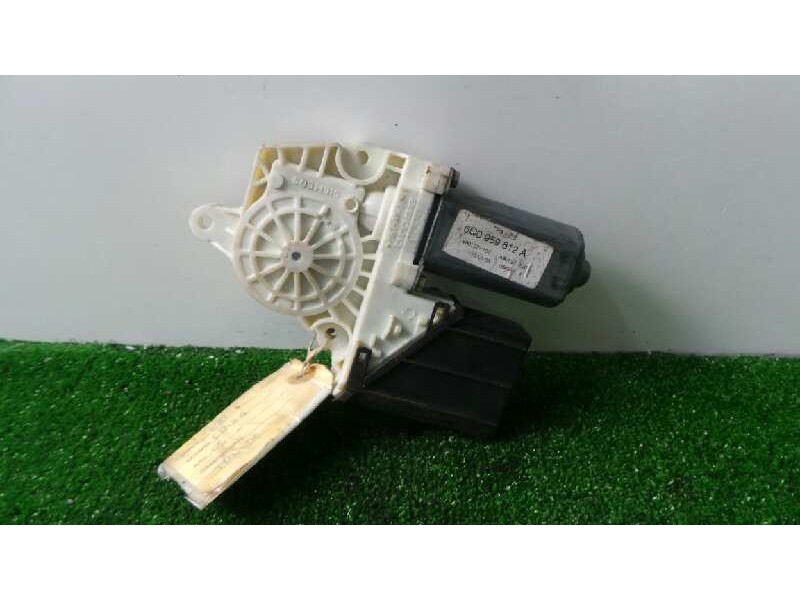 Recambio de motor elevalunas trasero derecho para seat ibiza (6l1) referencia OEM IAM 6Q0959812A  