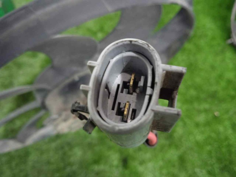 Recambio de electroventilador para ssangyong korando 2.0 td cat referencia OEM IAM SINREFERENCIA Ø DIAMETRO: 360MM 2.PINES