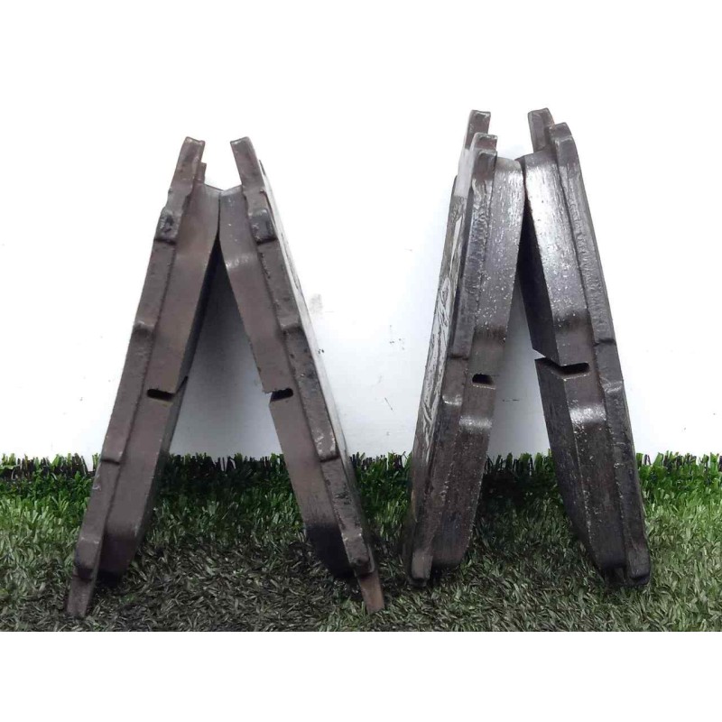 Recambio de pastillas frenos delanteras para toyota lexus rx 300 (mcu35) 3.0 v6 cat referencia OEM IAM   