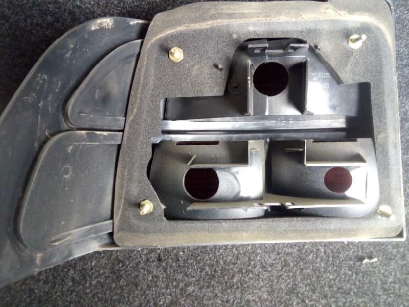 Recambio de piloto trasero derecho para mg serie 800 (rs) 2.7 24v referencia OEM IAM  4.PUERTAS 