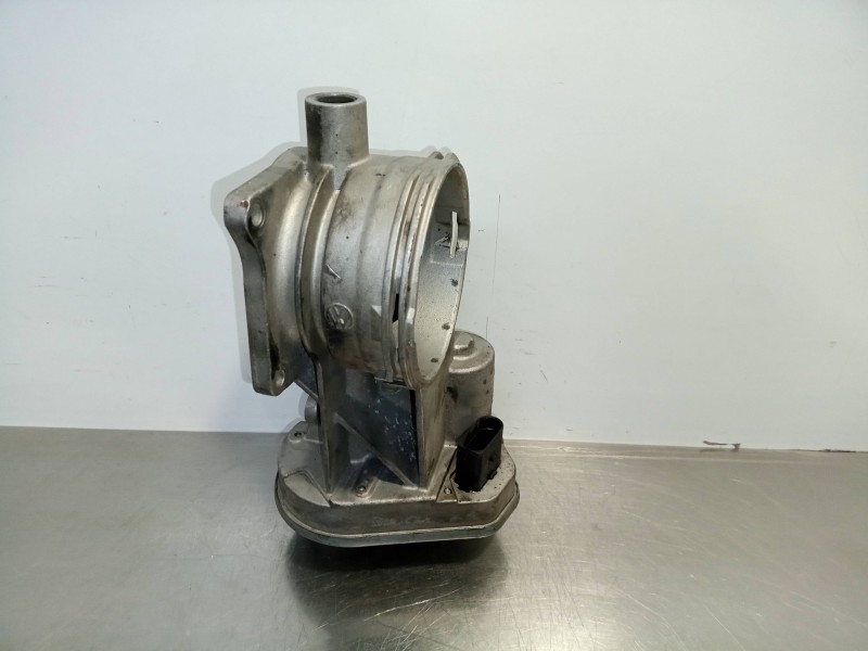 Recambio de caja mariposa para volkswagen touareg (7l6) 5.0 v10 tdi dpf referencia OEM IAM 07Z128069A 4.PINES 