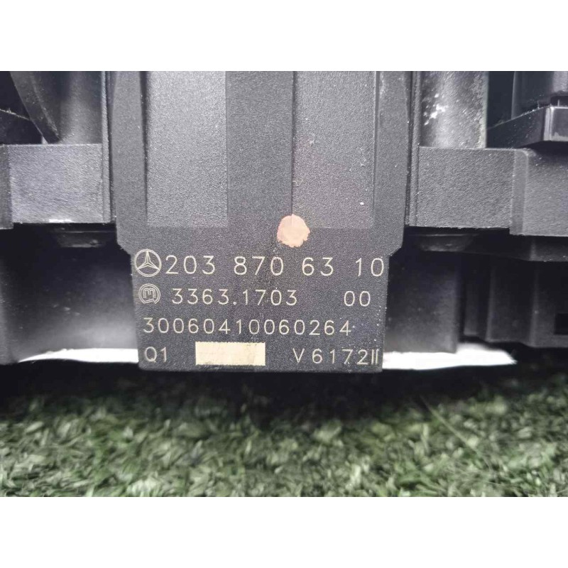 Recambio de warning para mercedes-benz clase c (w203) berlina 2.2 cdi cat referencia OEM IAM 2038706310-33631703  