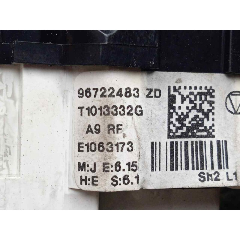 Recambio de mando calefaccion / aire acondicionado para peugeot 208 1.4 hdi fap referencia OEM IAM 96722483ZD  