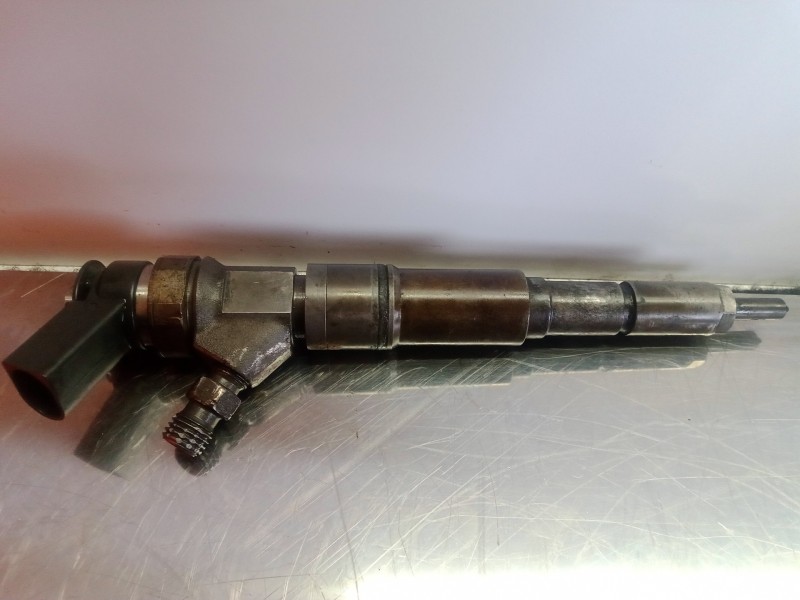 Recambio de inyector para bmw serie 7 (e65/e66) 3.0 turbodiesel cat referencia OEM IAM 0966435084-7789661  