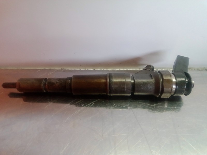 Recambio de inyector para bmw serie 7 (e65/e66) 3.0 turbodiesel cat referencia OEM IAM 0966435084-7789661  