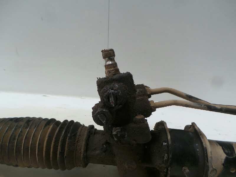 Recambio de cremallera direccion para hyundai h 100 referencia OEM IAM TKKYD122 TUBERIAS ROSCADAS 