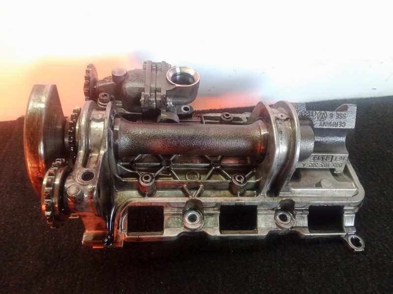 Recambio de bomba aceite para seat ibiza (6l1) 1.4 tdi referencia OEM IAM 045103331-045115124B-045103303A  