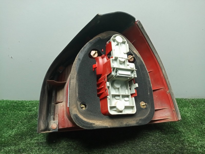 Recambio de piloto trasero izquierdo para audi a3 (8l) 1.9 tdi referencia OEM IAM 8L0945095B 00-03 