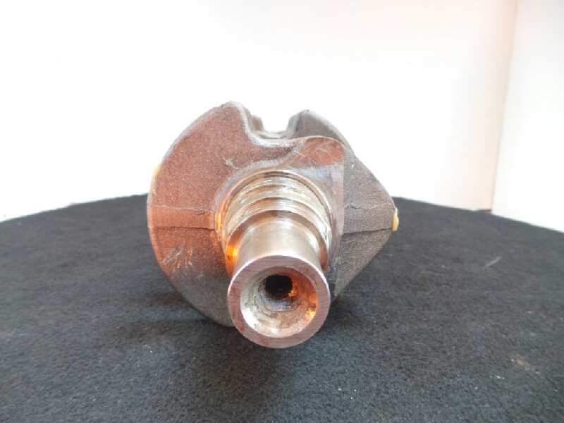 Recambio de cigueñal para peugeot 206 berlina 1.4 hdi referencia OEM IAM 6238C  