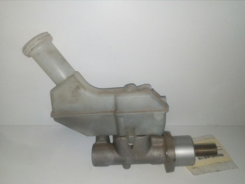 Recambio de bomba freno para renault clio iii 1.5 dci diesel referencia OEM IAM  CON.BOTE 