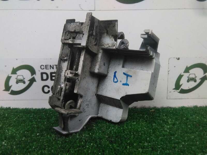 Recambio de cerradura puerta delantera izquierda para fiat doblo (119) 1.3 16v jtd cat referencia OEM IAM SINREFERENCIA  