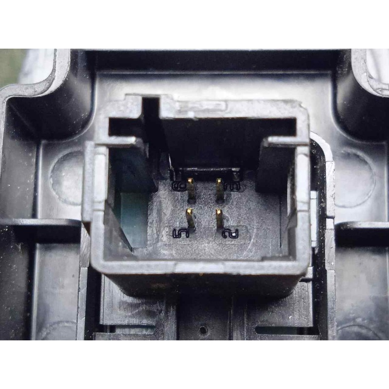 Recambio de mando elevalunas delantero derecho para peugeot expert tepee 2.0 hdi fap referencia OEM IAM SINREFERENCIA  