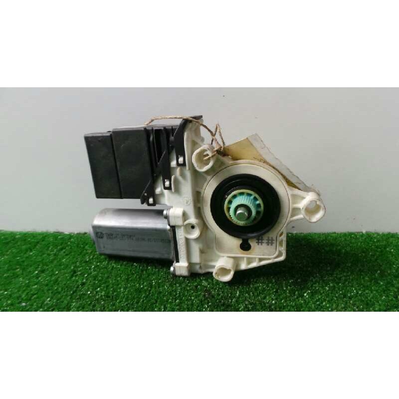 Recambio de motor elevalunas trasero izquierdo para skoda octavia berlina (1z3) active referencia OEM IAM 1K0959703E  
