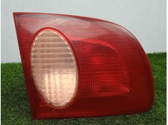 Recambio de piloto trasero izquierdo interior para toyota corolla (e11) 1.6 16v referencia OEM IAM SINREFERENCIA 97-00 - 4.PUERT