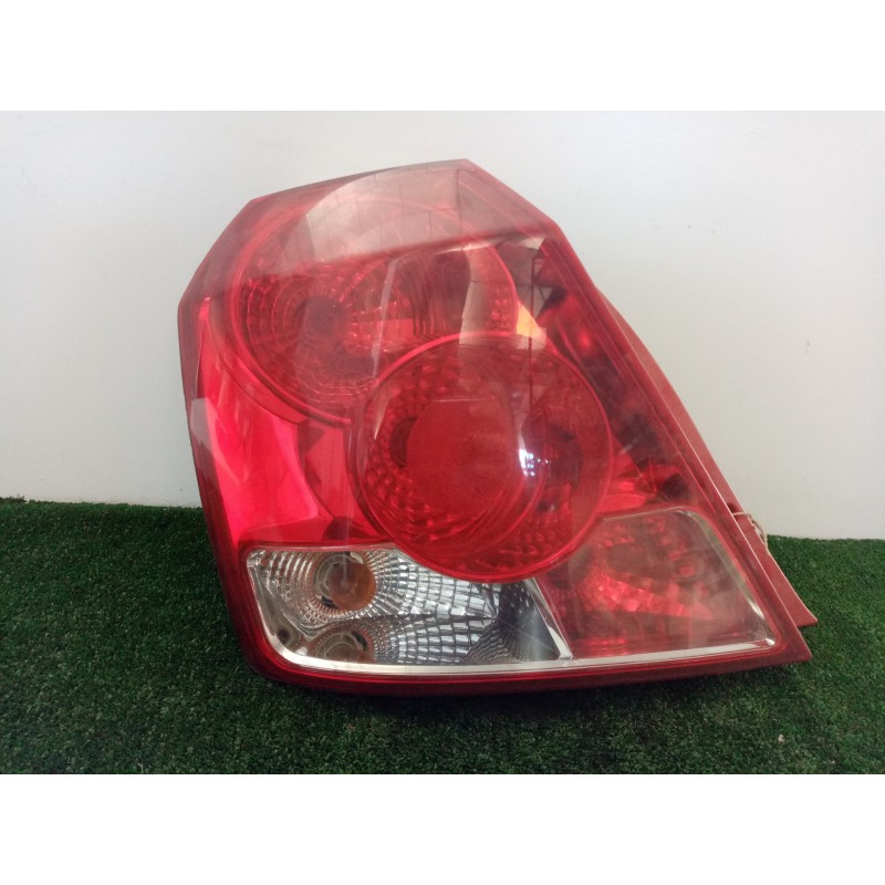 Recambio de piloto trasero izquierdo para chevrolet kalos referencia OEM IAM  5.PUERTAS 