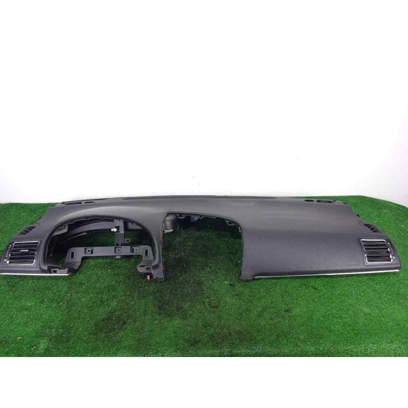 Recambio de salpicadero para toyota avensis (t27) 2.2 d-4d cat referencia OEM IAM 5530205052C0  