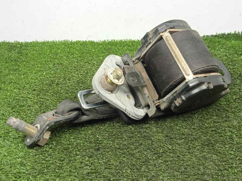 Recambio de cinturon seguridad delantero derecho para nissan cabstar e referencia OEM IAM SINREFERENCIA  