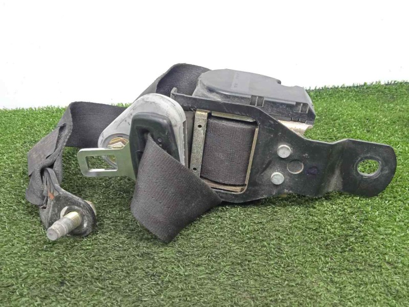 Recambio de cinturon seguridad delantero derecho para nissan cabstar e referencia OEM IAM SINREFERENCIA  