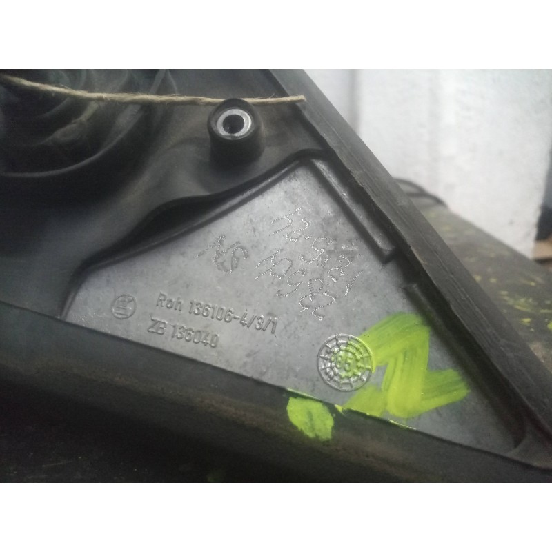 Recambio de retrovisor derecho para mercedes-benz clase c (w201) berlina referencia OEM IAM 2018101016 MANUAL 
