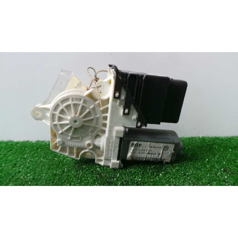 Recambio de motor elevalunas trasero izquierdo para skoda octavia berlina (1z3) active referencia OEM IAM 1K0959703E  