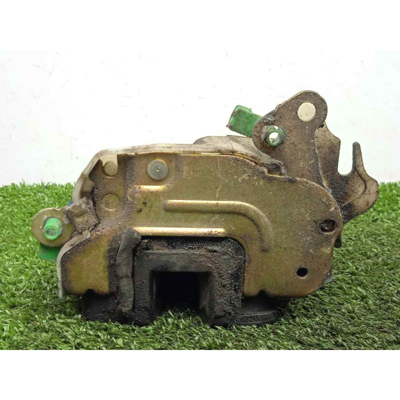 Recambio de cerradura puerta delantera izquierda para nissan cabstar e referencia OEM IAM SINREFERENCIA 98-06 