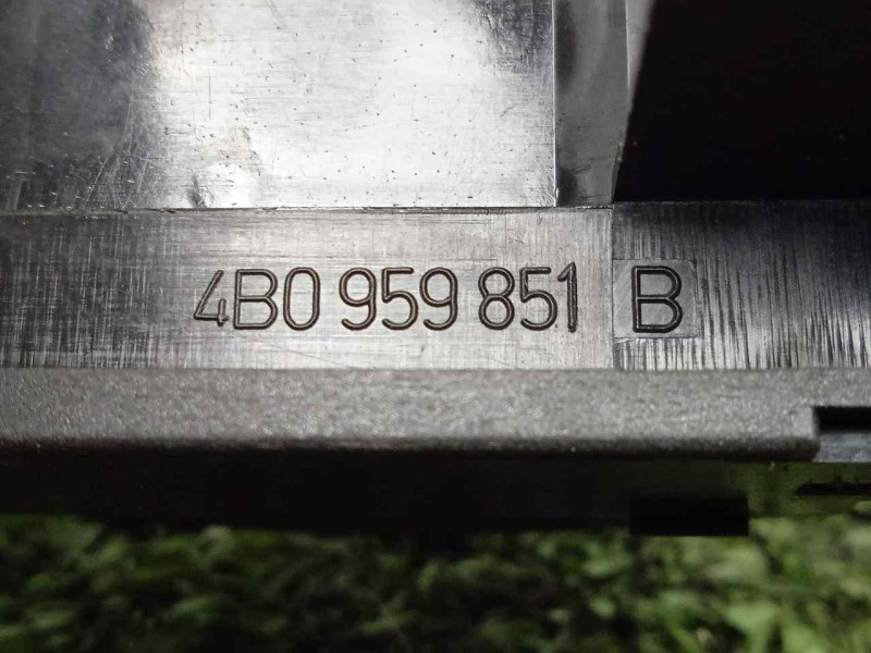 Recambio de mando elevalunas delantero izquierdo para audi a3 (8l) 1.6 referencia OEM IAM 4B0959851B 4.BOTONES 