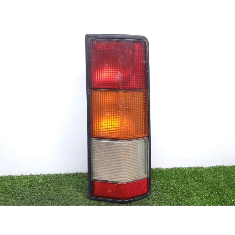 Recambio de piloto trasero derecho para renault rapid/express (f40) 1.0 referencia OEM IAM  85-91 