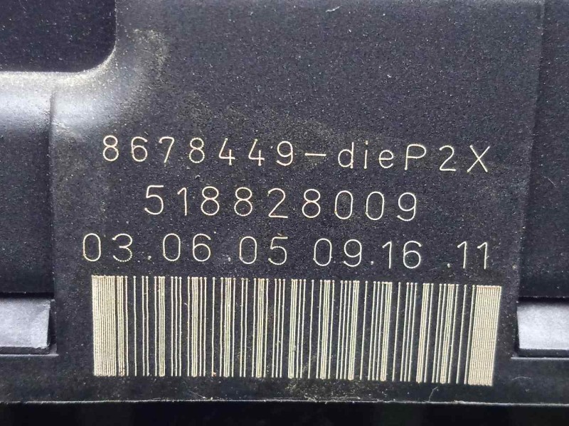 Recambio de caja reles / fusibles para volvo s60 berlina 2.4 diesel referencia OEM IAM 518828009  