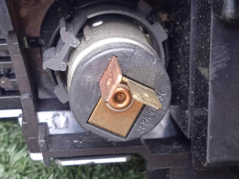 Recambio de mando climatizador para volvo s60 berlina 2.4 diesel referencia OEM IAM 8691876  