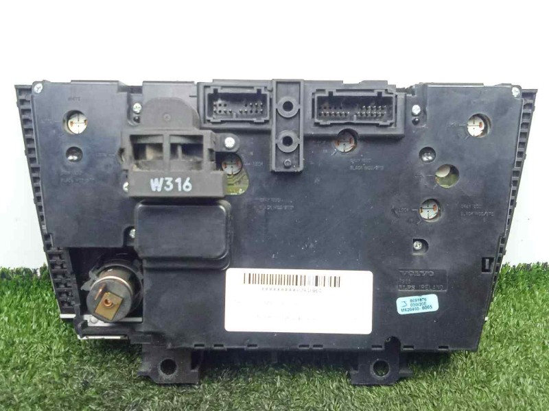 Recambio de mando climatizador para volvo s60 berlina 2.4 diesel referencia OEM IAM 8691876  