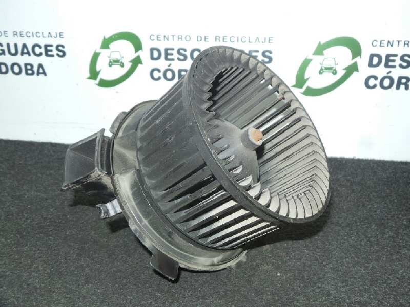 Recambio de motor calefaccion para peugeot 206 berlina 1.9 diesel referencia OEM IAM  SIN.CLIMA SIN.RESISTENCIA
