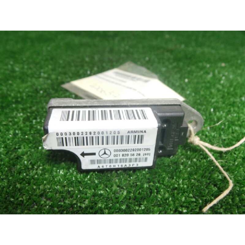Recambio de sensor impacto airbag para mercedes-benz clase e (w210) berlina diesel 3.0 turbodiesel cat referencia OEM IAM 001820