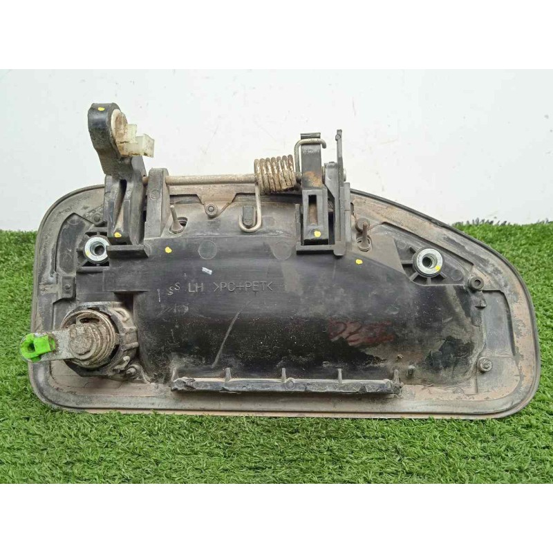Recambio de maneta exterior delantera izquierda para mitsubishi canter 4.05  4.9 diesel referencia OEM IAM SINREFERENCIA  