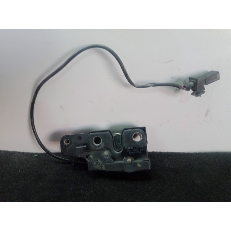 Recambio de cerradura capot para volkswagen passat berlina (3c2) 2.0 tdi referencia OEM IAM 3C1823503D  