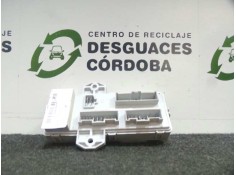 Recambio de caja reles / fusibles para kia sorento 2.5 crdi referencia OEM IAM 911713E921  5.PINES