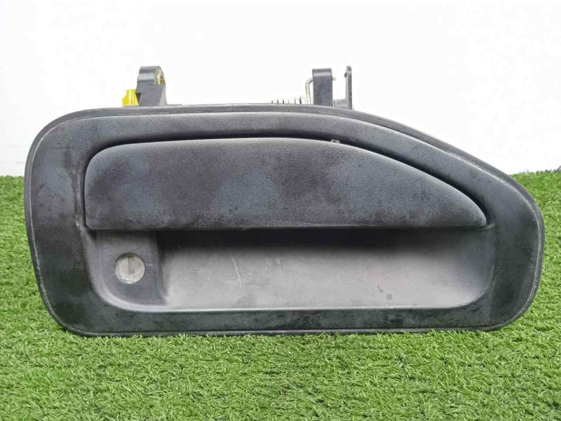 Recambio de maneta exterior delantera derecha para mitsubishi canter 4.05  4.9 diesel referencia OEM IAM SINREFERENCIA  