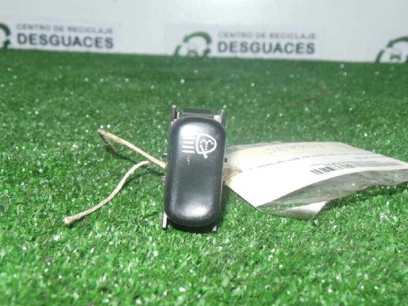 Recambio de interruptor para mercedes-benz clase e (w210) berlina diesel 3.0 turbodiesel cat referencia OEM IAM 2108202210 BOTON