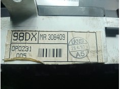 Recambio de cuadro instrumentos para mitsubishi carisma berina 5 (da0) 1.9 turbodiesel referencia OEM IAM MR308409 2.CONECTORES  2