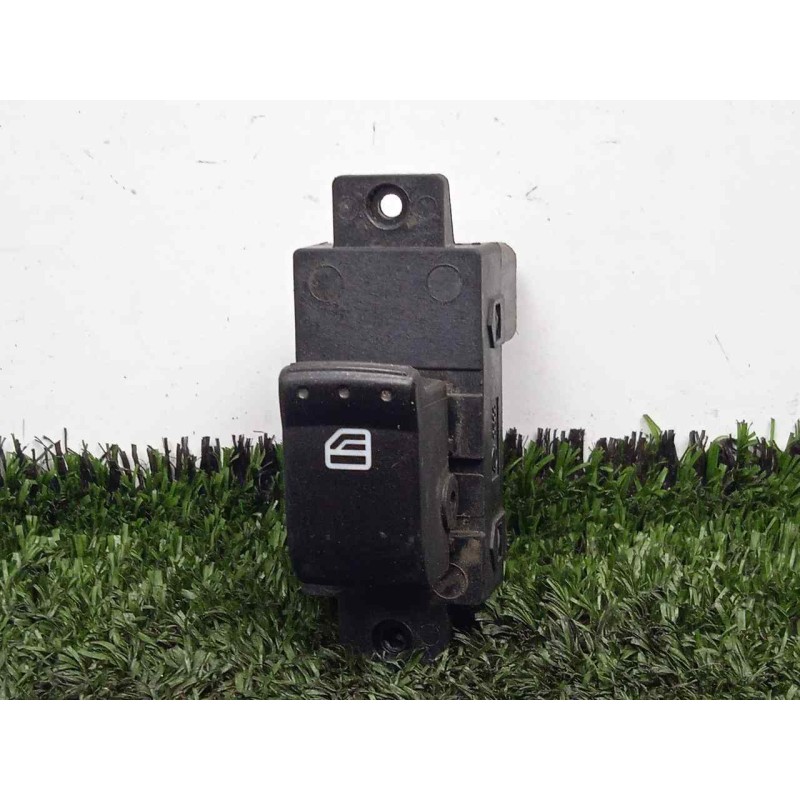 Recambio de mando elevalunas trasero izquierdo para ssangyong korando 2.0 td cat referencia OEM IAM  6.PINES 
