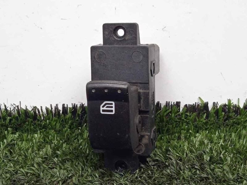 Recambio de mando elevalunas trasero izquierdo para ssangyong korando 2.0 td cat referencia OEM IAM  6.PINES 