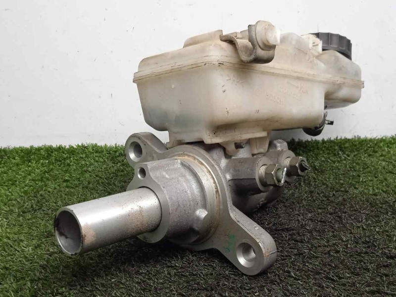 Recambio de bomba freno para toyota avensis (t27) 2.2 d-4d cat referencia OEM IAM 4720109370  