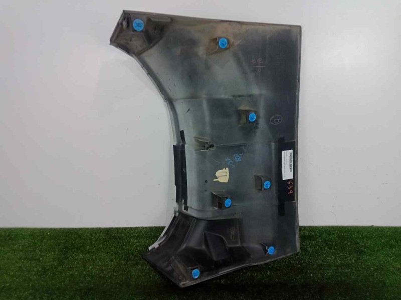 Recambio de molduras traseras para mitsubishi montero (v80/v90) 3.2 di-d cat referencia OEM IAM 5837A078  