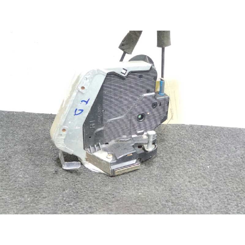 Recambio de cerradura puerta trasera derecha para toyota lexus rx 300 (mcu35) 3.0 v6 cat referencia OEM IAM   