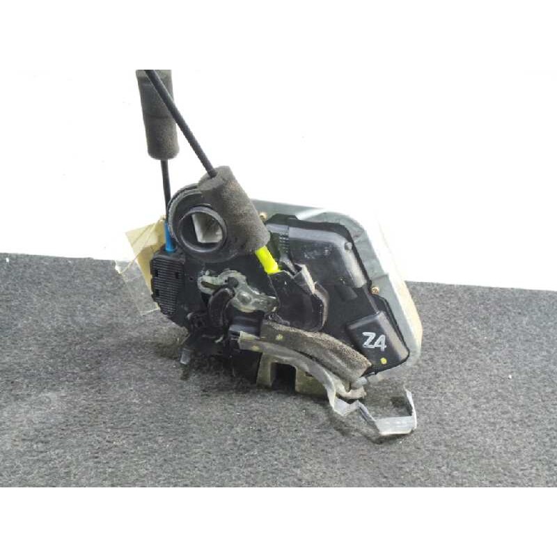 Recambio de cerradura puerta trasera derecha para toyota lexus rx 300 (mcu35) 3.0 v6 cat referencia OEM IAM   