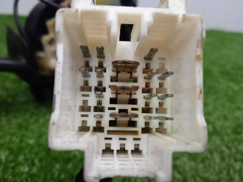 Recambio de mando luces para kia carens 2.0 turbodiesel cat referencia OEM IAM  02-06 MANDO.DOBLE