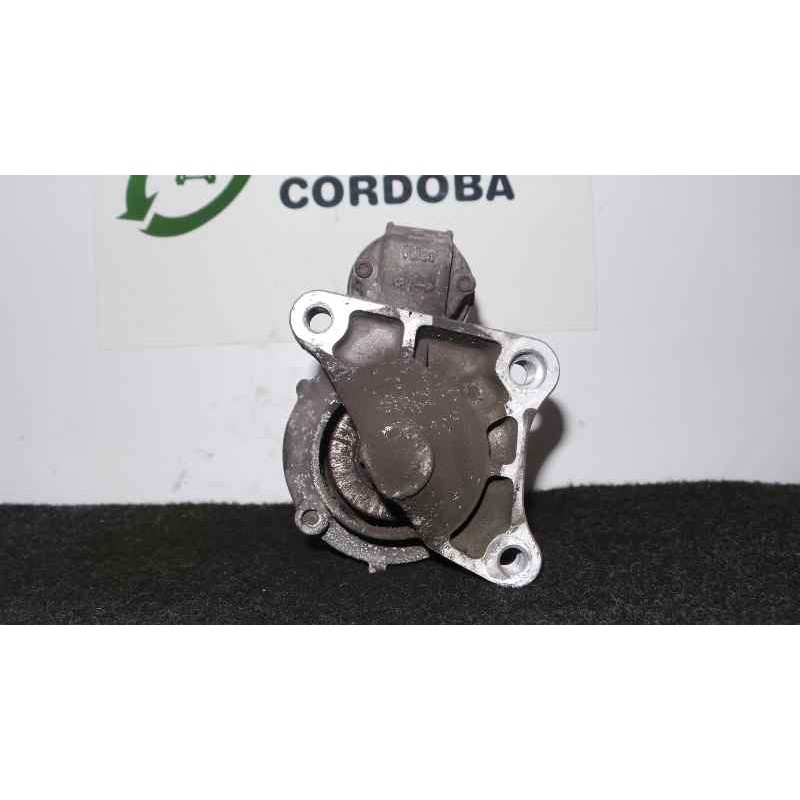 Recambio de motor arranque para renault megane ii berlina 3p 1.4 16v referencia OEM IAM D7E47-8200266777A VALEO 8.DIENTES