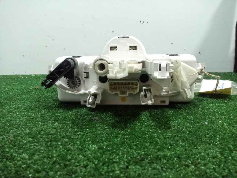 Recambio de mando calefaccion / aire acondicionado para renault clio iii 1.6 16v referencia OEM IAM 69597003-030967W J77AC 