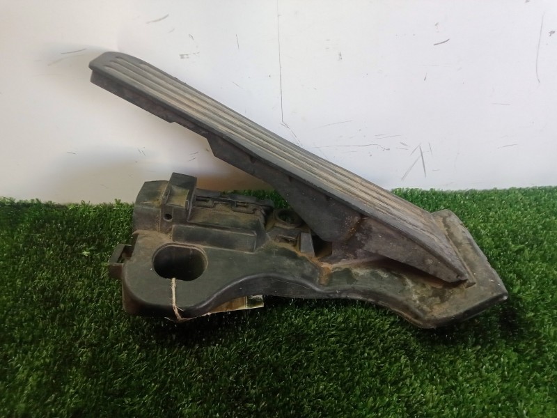 Recambio de potenciometro pedal para audi a3 (8p) 2.0 tdi referencia OEM IAM 1K1721503L  