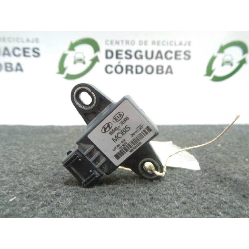 Recambio de modulo electronico para kia sorento 2.5 crdi referencia OEM IAM 956403E000 MOBIS 3.PINES