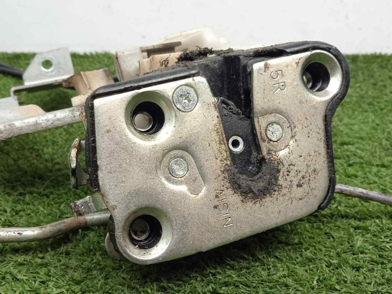 Recambio de cerradura puerta delantera derecha para mitsubishi canter 4.05  4.9 diesel referencia OEM IAM SINREFERENCIA MECANICA